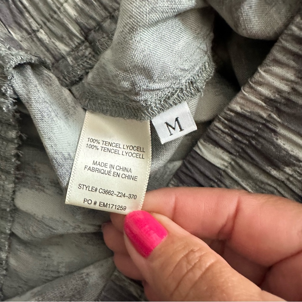🌸CLOTH & STONE* Anthropologie Animal Print Jogger Pants - Picture 8 of 10